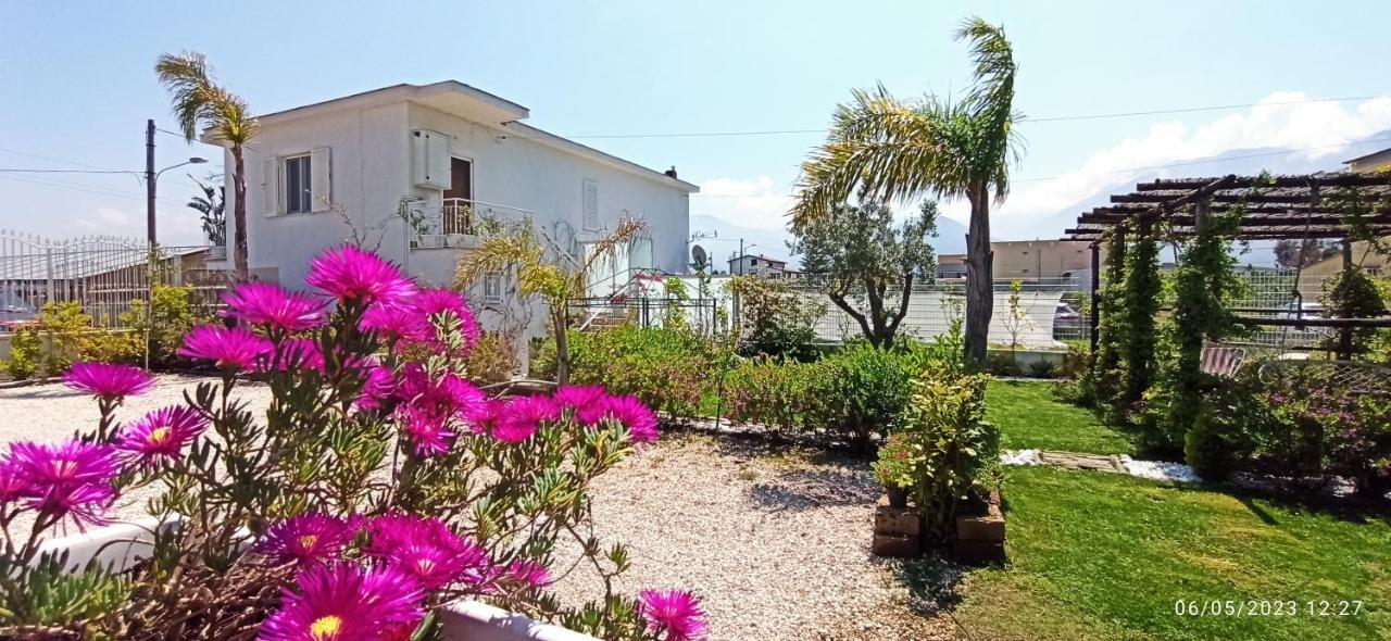 La Villa Degli Dei - Guest House กาสเตลลัมมาเร ดิ สตาเบีย ภายนอก รูปภาพ